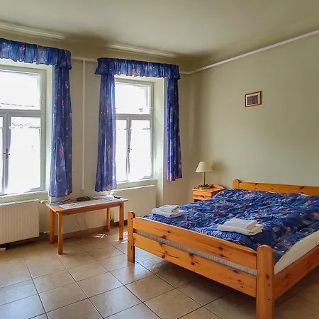 Afrodité * Eger