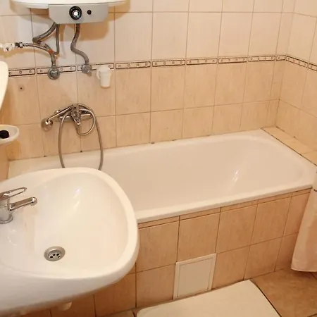 Апартаменты Afrodite Эгер